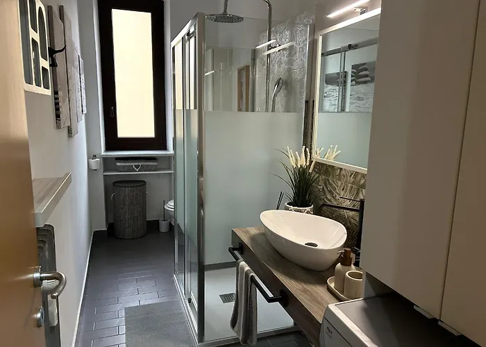 Santhry House トリノ