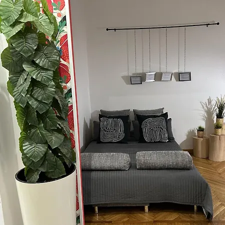 Santhry House Апарт-отель 4*
