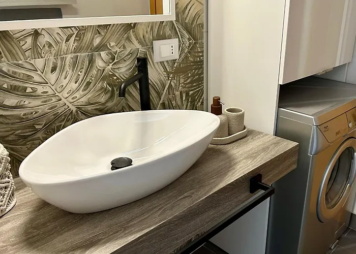 Aparthotel Santhry House 4*